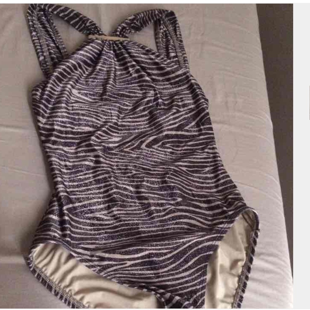 One piece Bathing suit